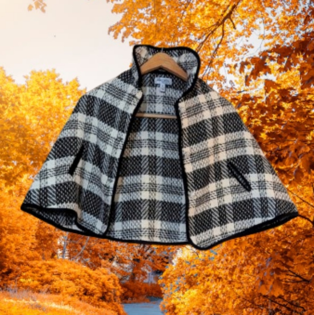 Lots of Love by Speechless Girl's 5T Cloak Jacket Vintage Style Plaid Whimsical